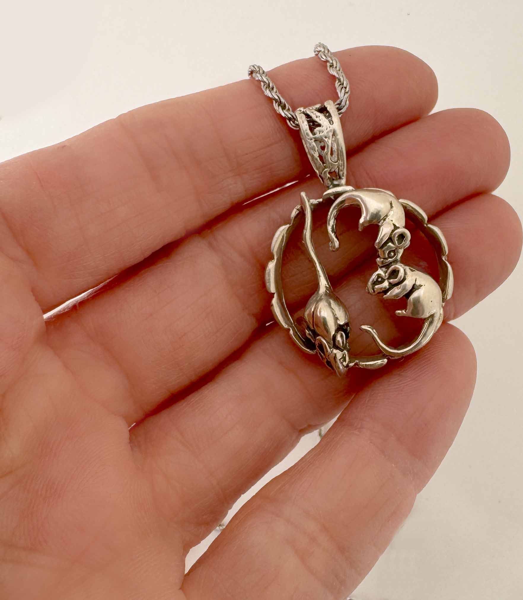 13 Rats Necklace - Image 3