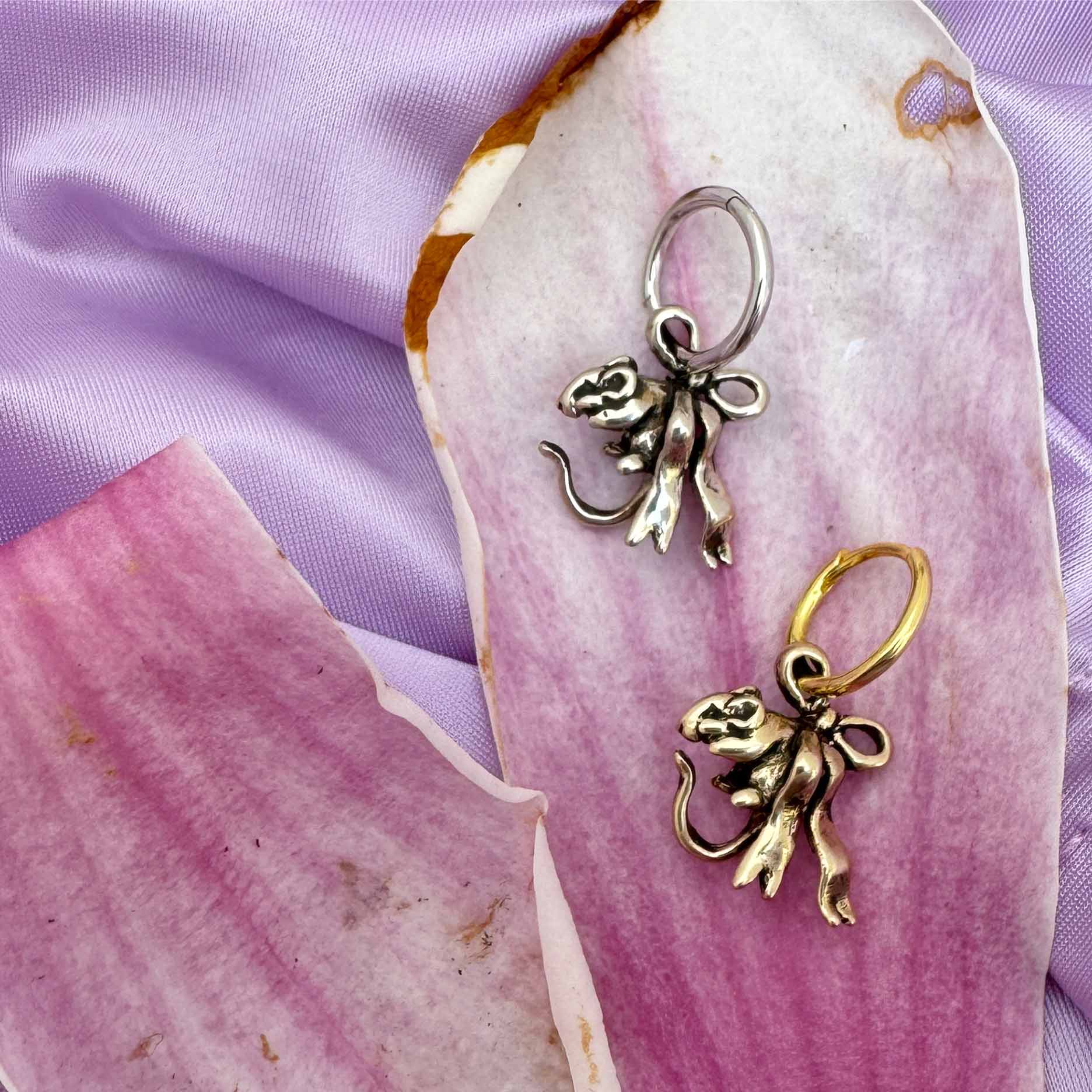 Rat Bow Hoop Earrings "Hanging by a Thread" - Image 5