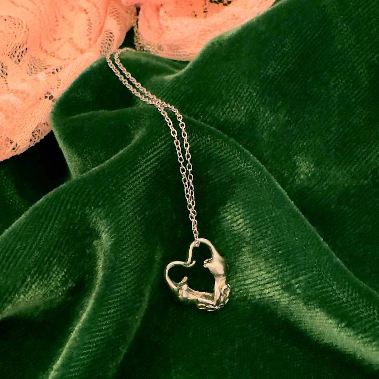 Rats in Love Heart Necklace - Image 13