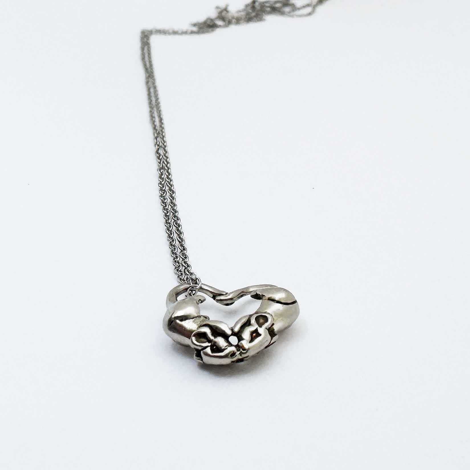 Rats in Love Heart Necklace - Image 4