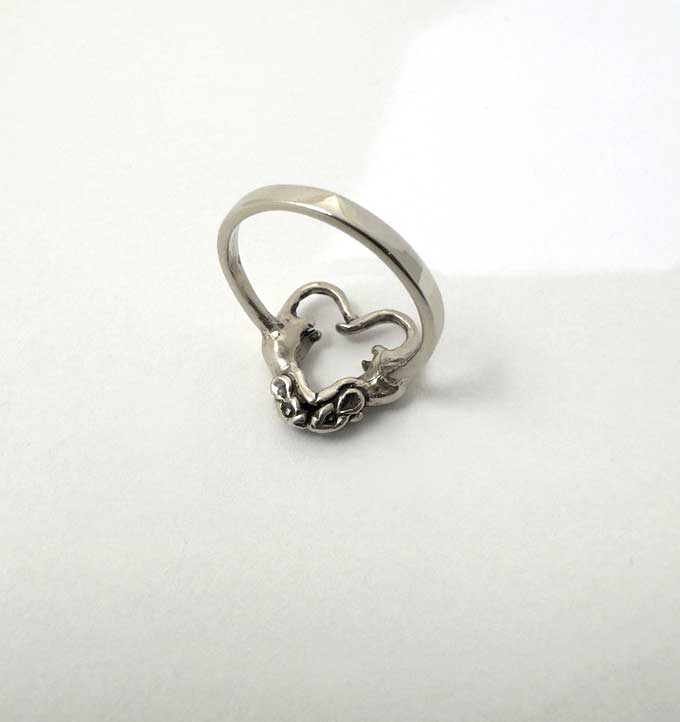 Rats in Love Heart Ring - Image 5